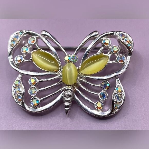 Butterfly Brooch Pin Silver Tone Yellow Cabochon Aurora Borealis Rhinestone 1.5" - Picture 1 of 3